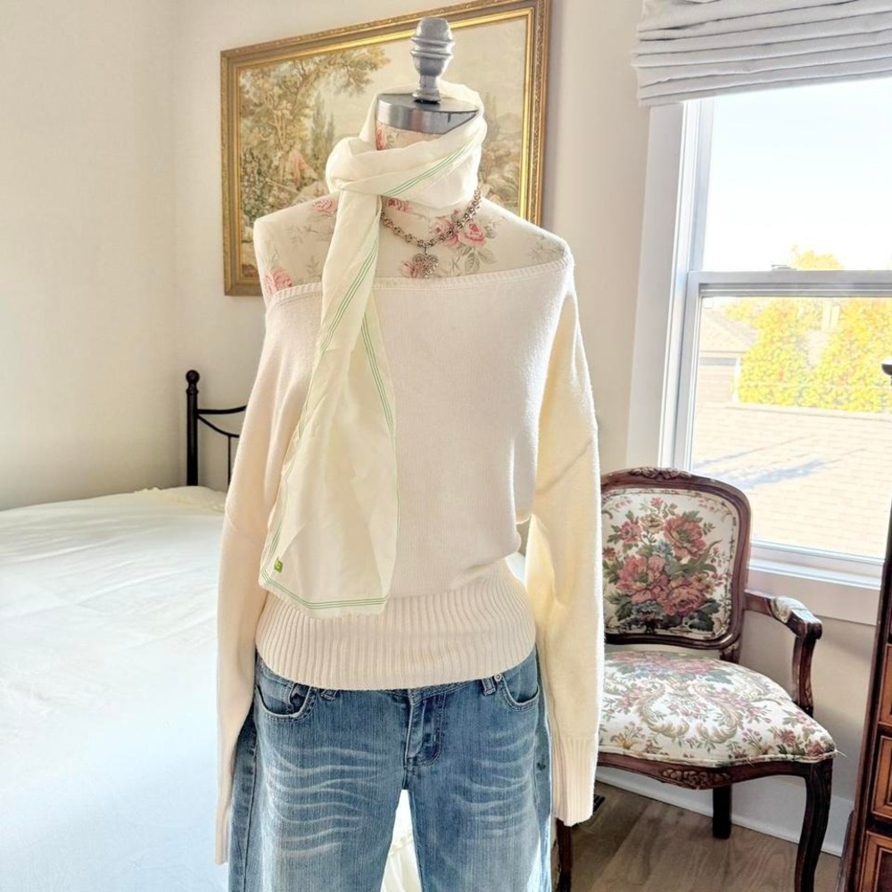 Vintage white‎ scarf